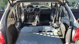 Photo n°3 de Garage auto Claude Petit Allemagne-en-Provence à Allemagne-en-Provence (Mécanicien)