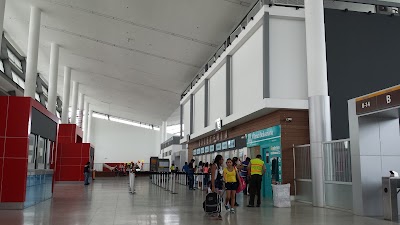 Photos of Terminal Sat&eacute;lite Norte