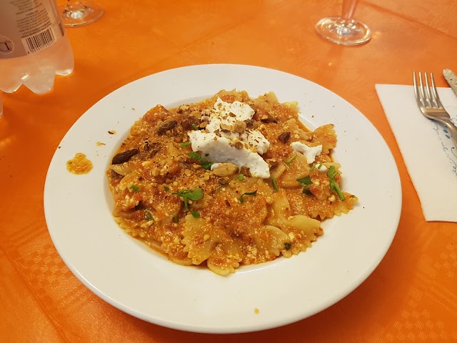 Trattoria La Rustica Di Messina Carmela