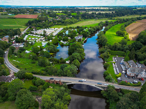 The Wharf Caravan Park & Fisheries