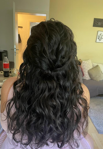 Sina Sergeo - Home of Hair, Beauty, Soul - Thumbnail