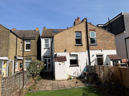 Valley Homes Ltd