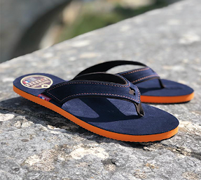 Photo n°9 de COULEUR TONG à Vinay (Magasin de chaussures)