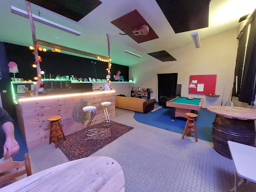 Café culturel - Association Descaratz Gallery - France