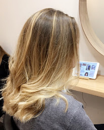 Photo n°5 de Le salon d'Elsa à Perpignan (Salon de coiffure)