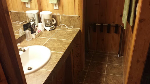 Lighthouse At Spicer Efficiency Apartments & RV Park (Formerly Lakeview Motel) - Thumbnail