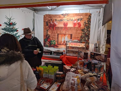 Downtown Holiday Market in Penn Quarter