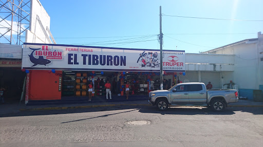 El Tiburón Hardware Store