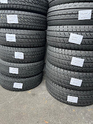 Photo n°11 de Pneu discount à Villeneuve-le-Roi (Garage automobile)