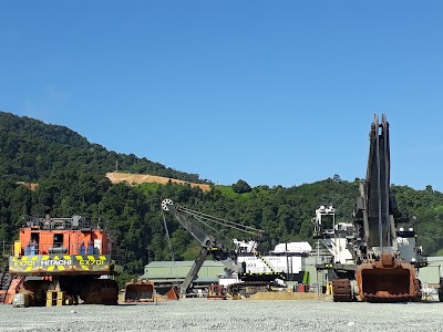 Photos of PT NNT SHOVEL & DRILL W/SHOP