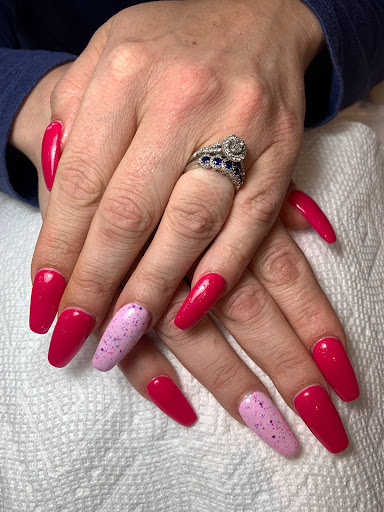 Oska Nails - Visual