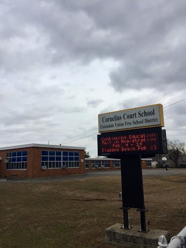Cornelius Court Elementary