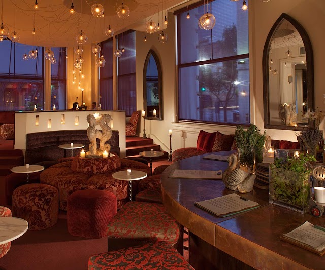 International House Hotel