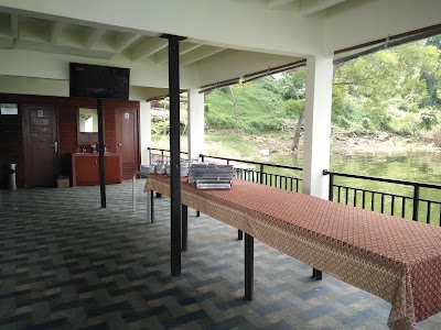 Photos of Floating Restaurant At Wisata Jatiluhur