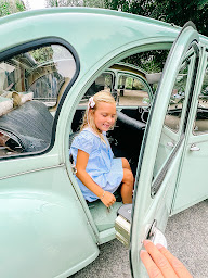 Photo n°18 de La Petite Frenchie - 2CV Paris Tour à Paris (Agence de visites touristiques)