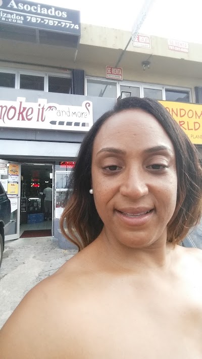 Photos of Smoke It And More - isla verde