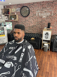 Photo n°20 de 17th Barbers - Achères à Achères (Distributeur de produits de beauté)