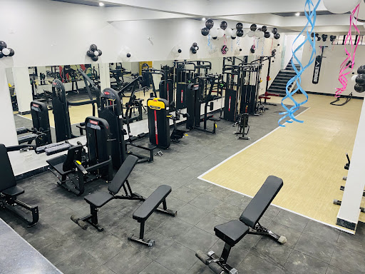 R22 Fitness unisex gym