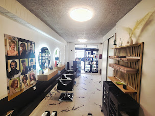 Photo n°12 de Salon styl'in à Rochefort (Salon de coiffure)