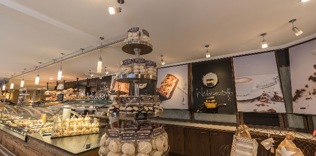 Bäckerei Konditorei Confiserie Café Haueter AG Telefonnummer