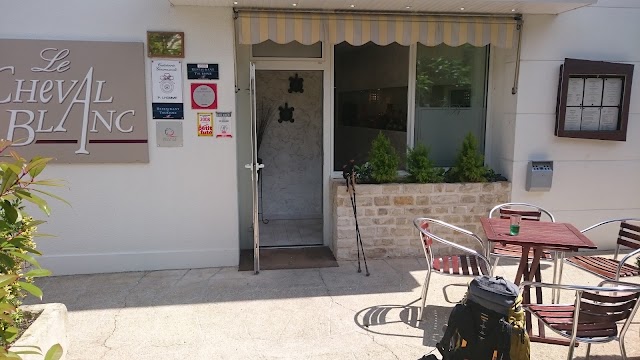 L'AUBERGE DU CHEVAL BLANC