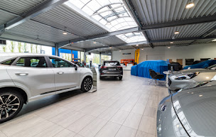 Photo n°31 de Ford Cambrai - Groupe Autosphere à Cambrai (Service de réparation de pare-brise)