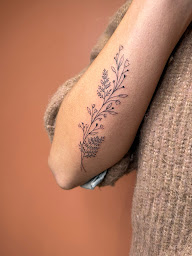 Photo n°8 de Nitescence.tattoo à Castelginest (Tatoueur)