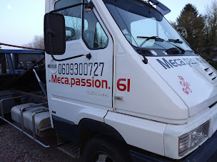 Photo n°2 de Meca.passion.61 à Crouttes (Service de remorquage)