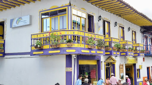 Hotel Junior Plaza