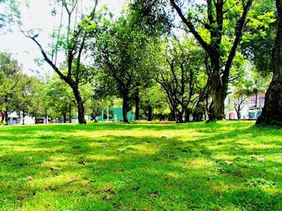 Photos of Plaza Ecuador