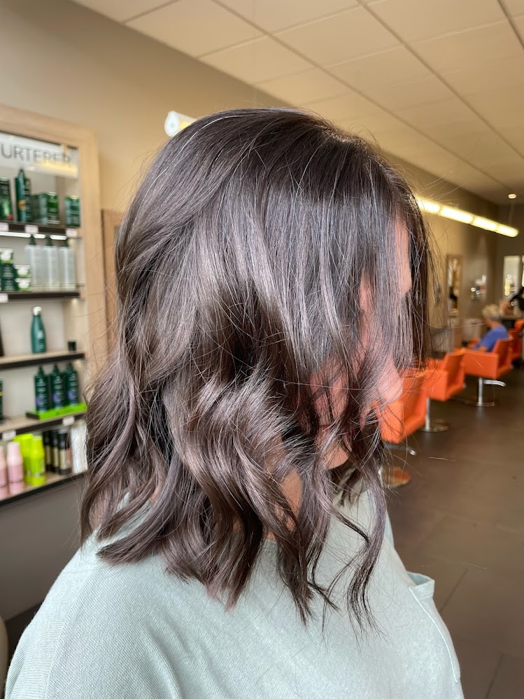 Shine Coiffeurs Pont du Chateau