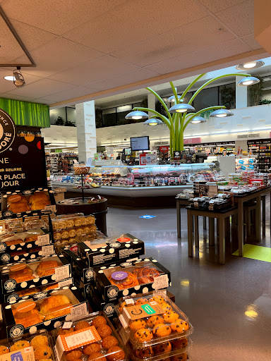 IGA Place Dupuis - Thumbnail