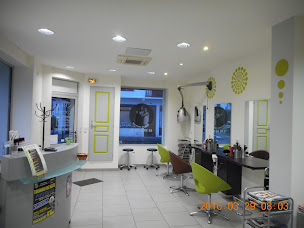 Photo n°21 de AXULAR COIFFURE MIXTE à Saint-Jean-de-Luz (Salon de coiffure)