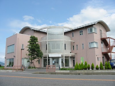 モアエージレスエステ