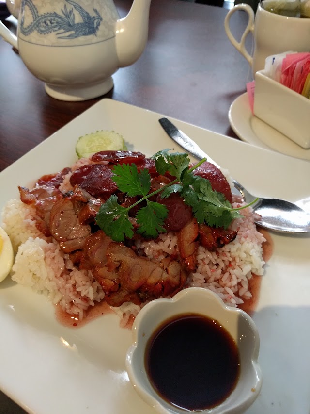 Satto Thai and Sushi Bar