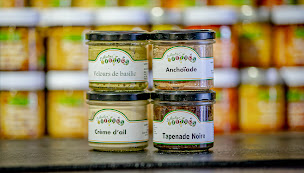 Photo n°13 de Epicerie - Bio- Caviste- Producteur Vin des sables - Mas des Jeux- à Aigues-Mortes (Caviste)