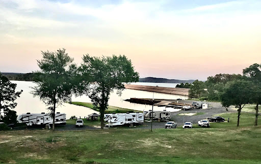 Lake O' Pines RV Park, Marina & Inn - Thumbnail
