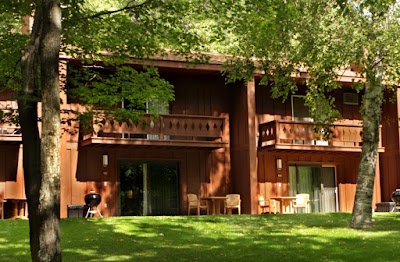 Photos of Lake Forest Resort