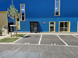 Photo n°15 de Esthétique Market à Saint-Bonnet-de-Mure (Grossiste)