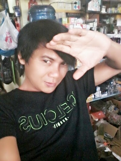 Photos of Mufid Herman(Toko SARAH)