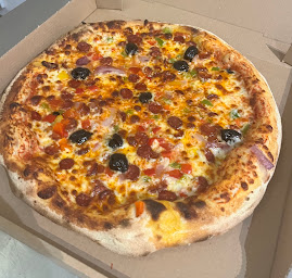 Photo n°2 de Pizza Bay à Saint-Julien-en-Genevois (Pizzas à emporter)