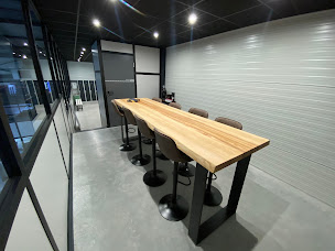 Photo n°2 de Carrosserie du Velay - Nicolas DEFIX à Brives-Charensac (Service de réparation de pare-brise)