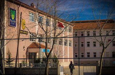 Bayraktepe Secondary School