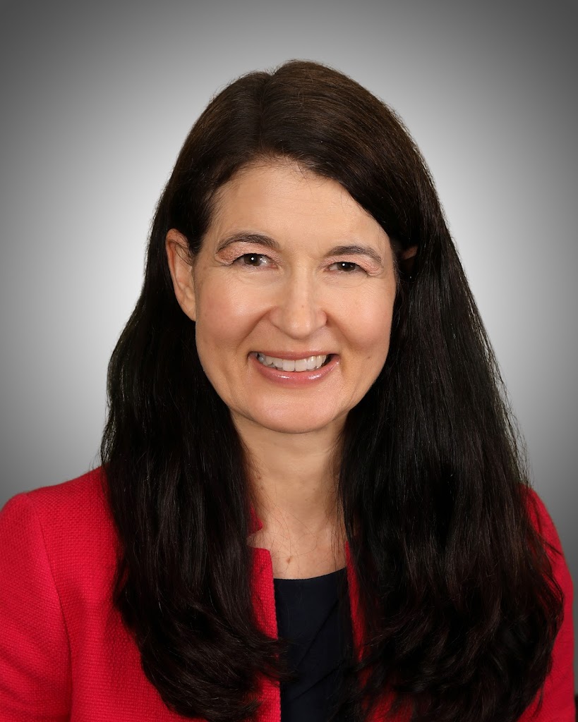 Joelle L Jakobsen Md