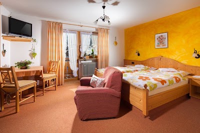 Photos of G&auml;stehaus Marchler