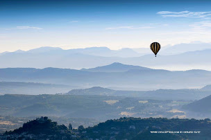 Photo n°26 de FRANCE MONTGOLFIERES - Provence - Forcalquier à Forcalquier (Agence de vols touristiques en montgolfière)