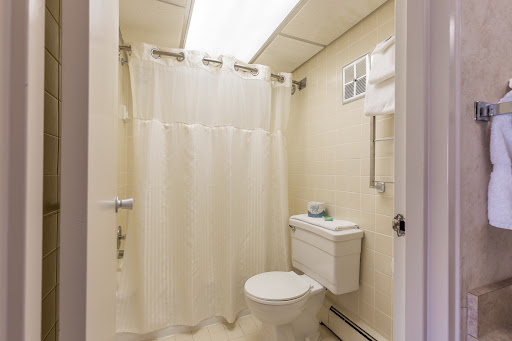 Impala Island Inn at Shorebreak Resorts Gallery - United States