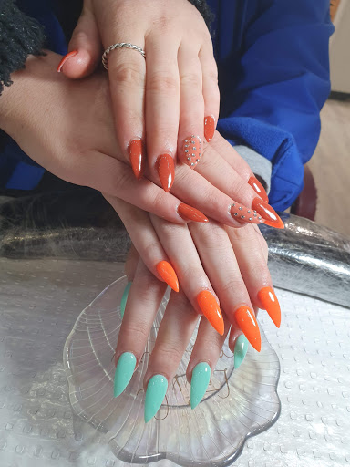 Super Star Nails - Hair & Beauty - Thumbnail