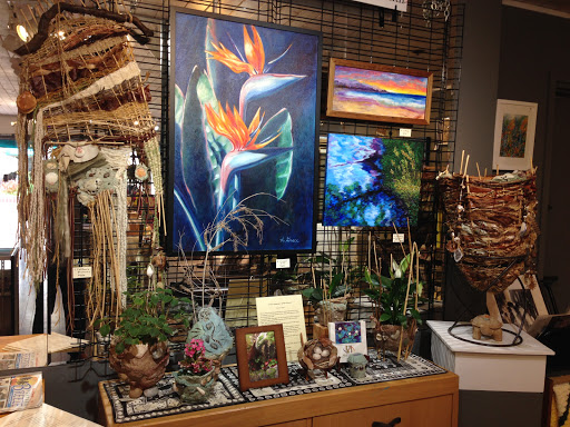 Harbor Village Gallery & Gifts - Thumbnail