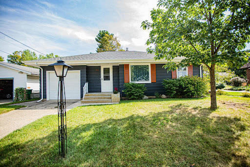 Cressy & Everett Real Estate - Edwardsburg Office - Thumbnail